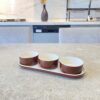 Plateau avec 3 mini bols marron brillant semi-porcelaine Poterie Haoues