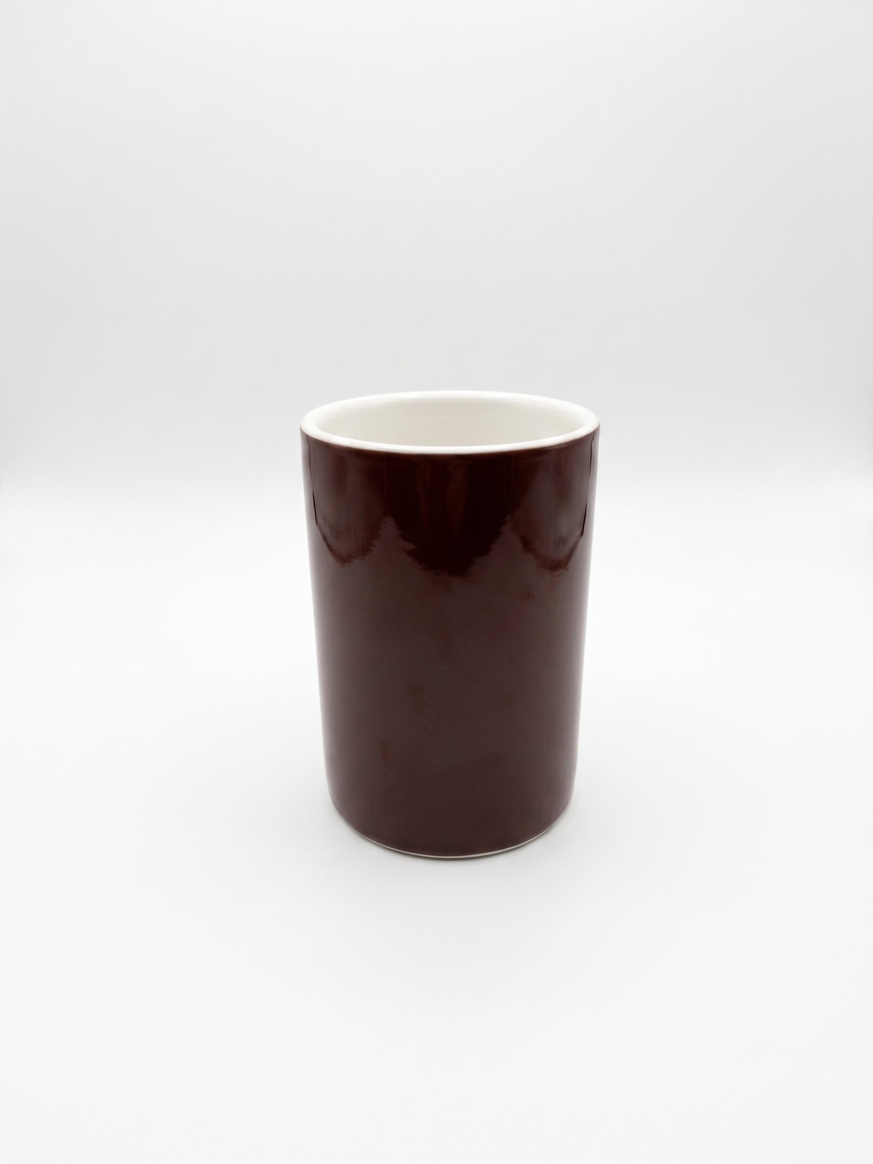 Verre à eau marron brillant semi-porcelaine Poterie Haoues